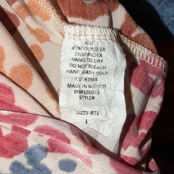 Dear Scarlett Multicolor Leopard Print Women's Top - Picture 4 of 4